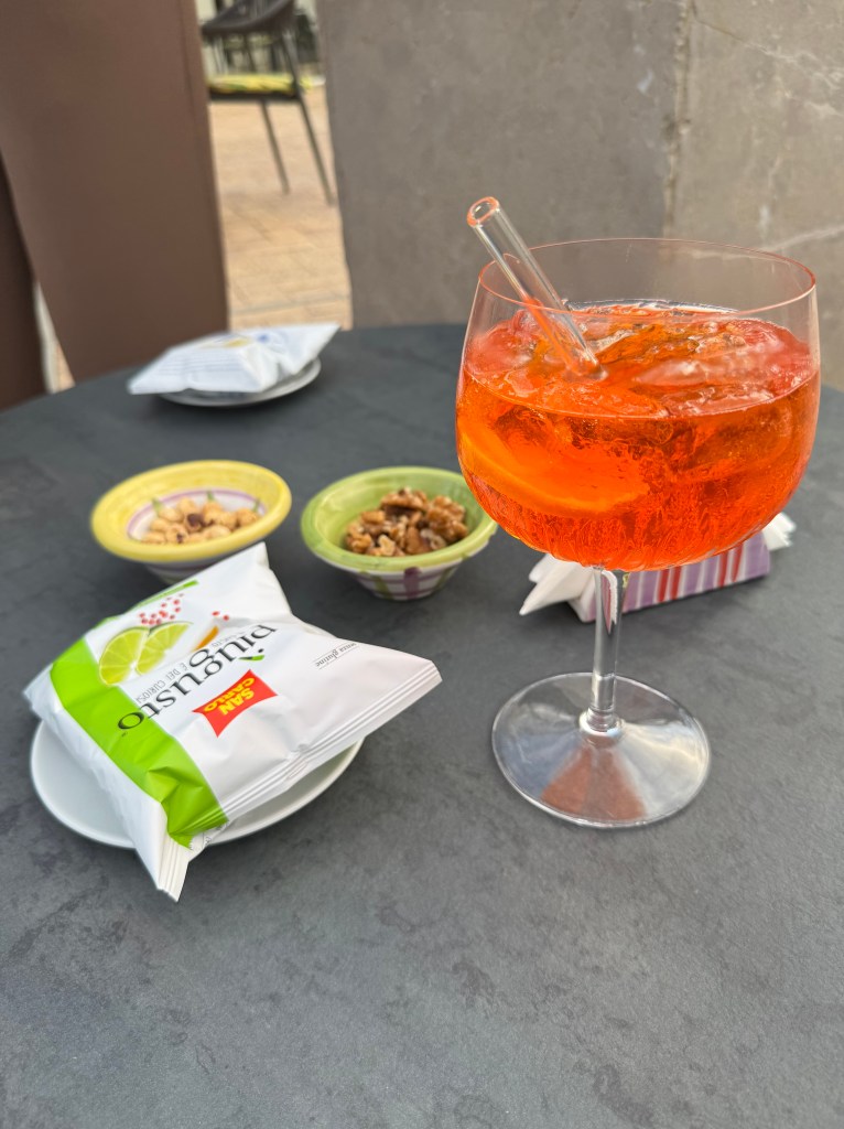 appertivo - Aperol spritz and then dinner...